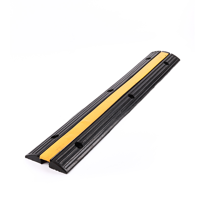 SH028 Gumové chrániče káblov